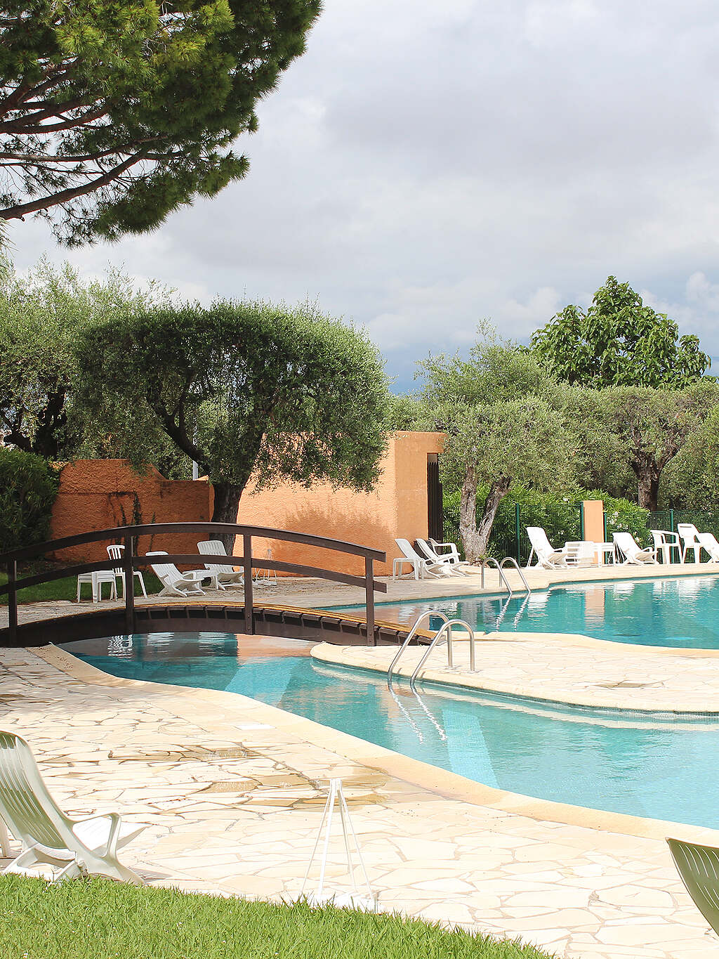 Nizza Ferienwohnung Meersicht Brücke Pool